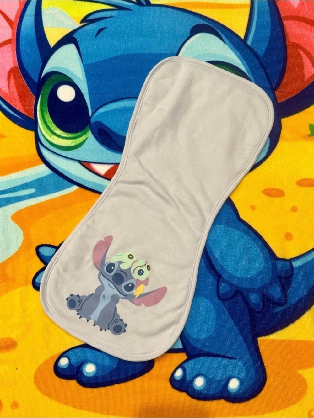Disneys Stitch & Scrump Baby Shoulder Fit Burp Towel NWOT